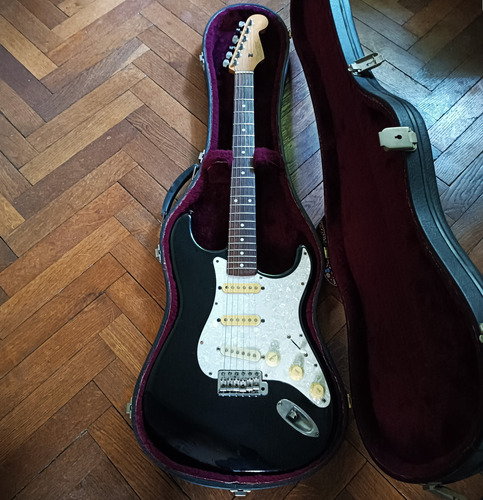 Fernandes R9 Japon Stratocaster ( Squier, Ibanez, Fender)