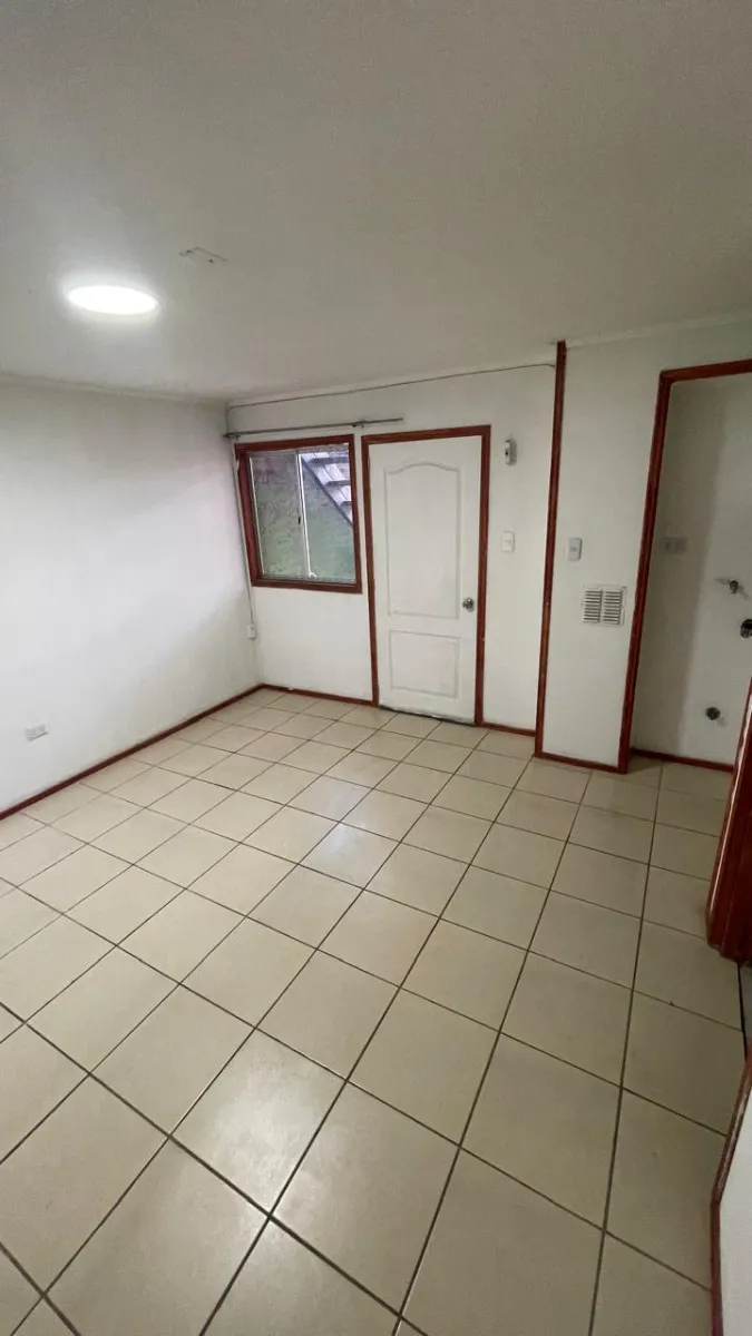 Imagen 1 de 12 de Arriendo Departamento Interior Calle Los Mineros De Chile.