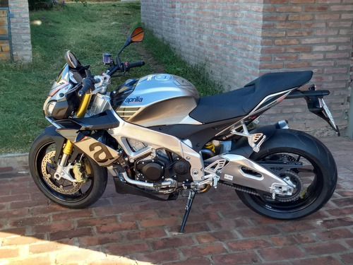 Imagen 1 de 9 de Aprilia Touno V4 1100 Rr