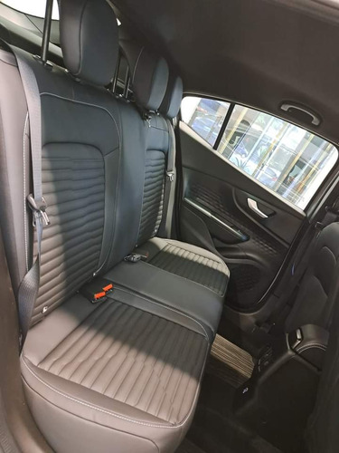 Fiat FASTBACK 1.3 T270 At6