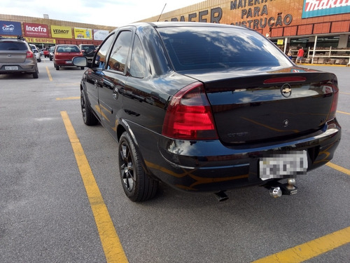 Chevrolet Corsa Sedan 2011 1.4 Premium Econoflex 4p