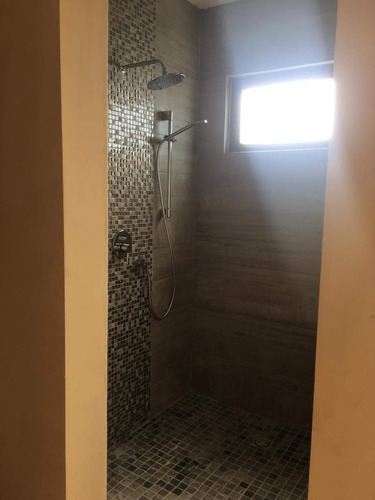 Imagen 12 de 25 de Casa En Venta En Exclusivo Condominio