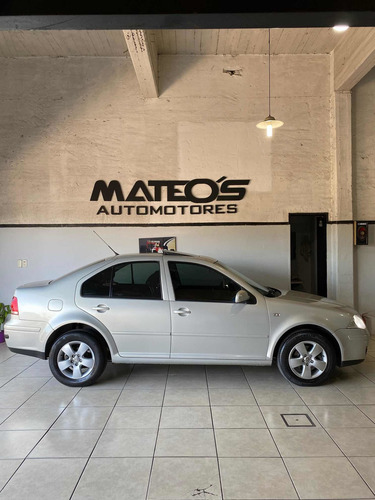 Volkswagen Bora 1.9 Trendline I 100cv 2011