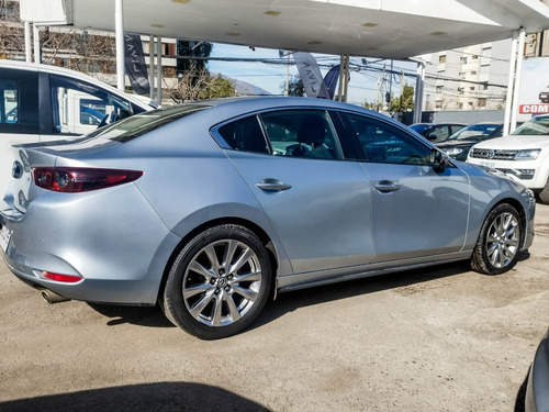 Mazda 3 Sedan 2021