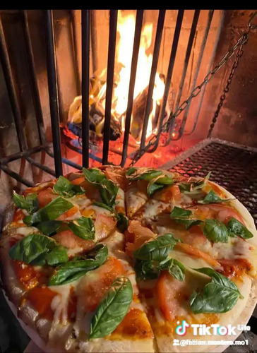 Servicio De Pizzas, Calzones Y Chivitos Para Eventos