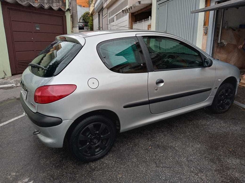 Peugeot 206 2002 1.0 16v Selection 3p