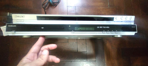Dvd Sony  Dvp-ns575 P   + Dvd Noblex 1555a