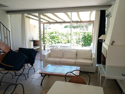 Duplex De 2 Dormitorios En Venta- Ref: 3093