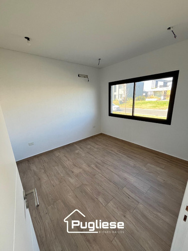 Casa En Venta A Estrenar En Barrio Ceibos Puertos Escobar