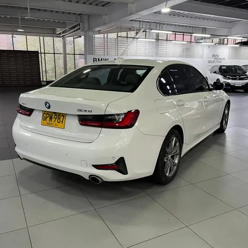 BMW Serie 3 2.0 320i F30 Sportline