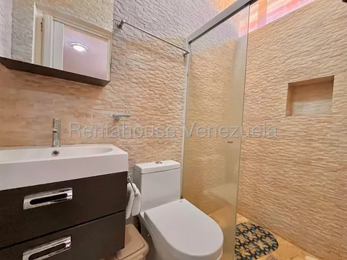 Casa En Venta En El Peñon Rvz
