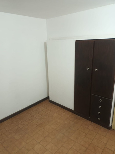 Se Vende Casa. Facilidades, En Bo. Libertador Ii
