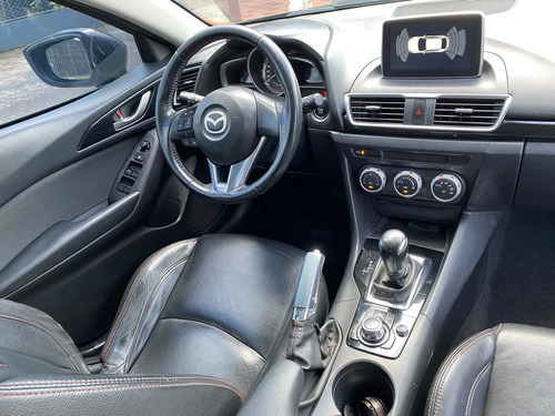 Mazda 3 2.0 Sport Touring