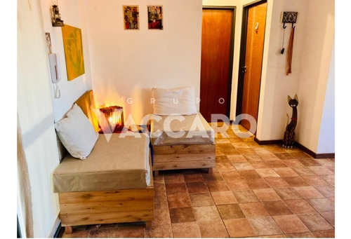 Departamento Con Hermosa Terraza.