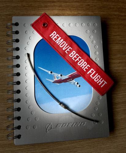 Llavero Remove Before Flight Tejido Con Cable De Acero Inox.