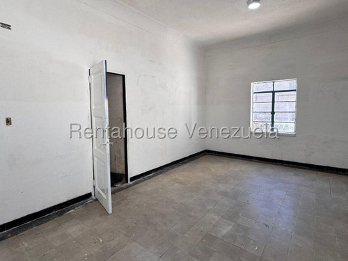 Ana Torres. Local Comercial En Venta 2518189 En El Paraíso