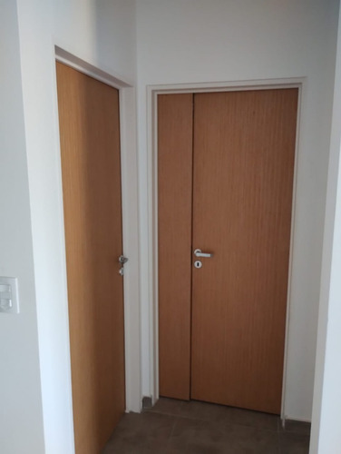 Imagen 8 de 13 de Venta - Departamento 2 Ambientes Con Terraza Privada - Monte Grande