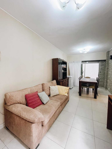 Imagen 1 de 12 de Venta Departamento 3 Ambientes En Florida, Vicente López, Con 2 Patios