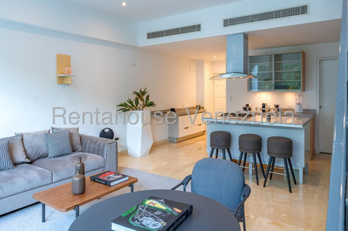 Apartamento En Venta Lomas De Las Mercedes As