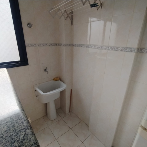 Imagem 12 de 14 de Apto 1dorm 1vaga,sacada,caiçara,elevador,185 Mil