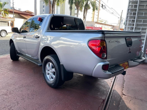 Imagem 10 de 14 de Mitsubishi L200 Triton Glx 3.2 Cd Tb Int.diesel Mec