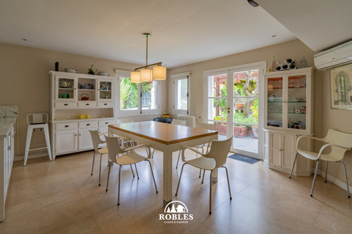 Casa - Chalet En Venta En Mar Del Plata