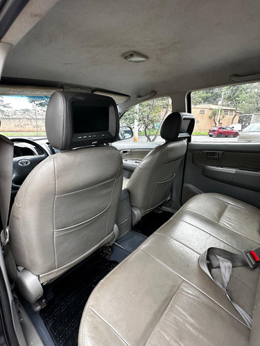 Toyota Hilux / CD4X4 SRV