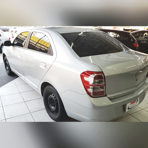Imagem 3 de 7 de Chevrolet Cobalt 2014 1.4 Lt 4p