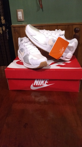 Zapatillas Nike Air Max Guile 39 Damas