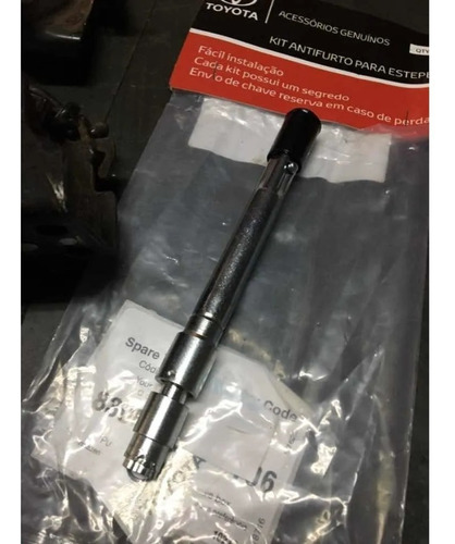 Imagem 1 de 4 de Kit Estepe E Kit Antifurto Toyota Hilux Sw4 Pv458-0k001