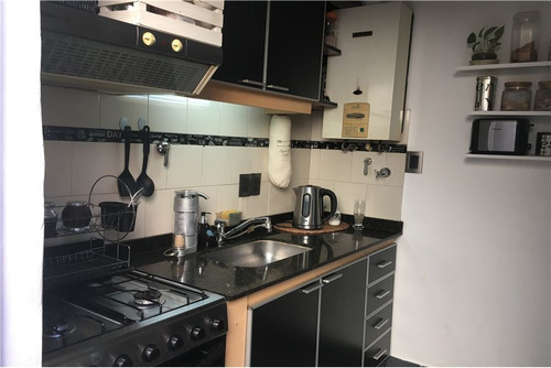 Venta Duplex Tipo Casa, Lanús, Todo Luz, Impecable