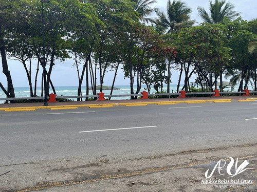 Terreno De 13,000 Metros En El Malecón De Puerto Plata