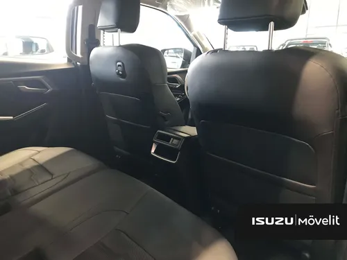 Isuzu Pickup Adventure Plus 4x4