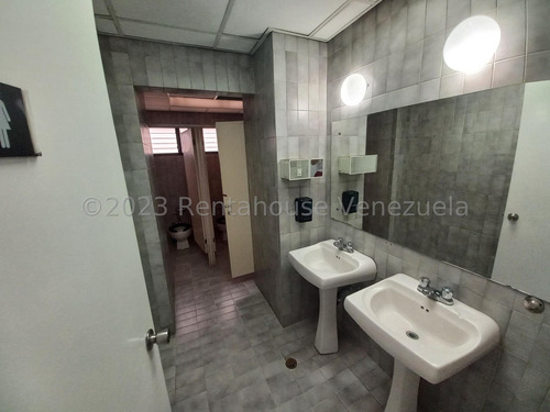 Edificio Comercial En Venta Las Mercedes