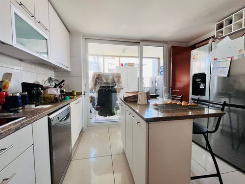 Departamento En Venta De 4 Dormitorios En Las Condes