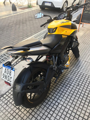 Rouser Bajaj 200 Ns Fi Abs