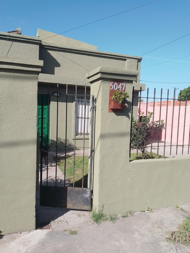  Casa A Una Cuadra De La Playa Y Dos De Parque Camet Mar Del Plata