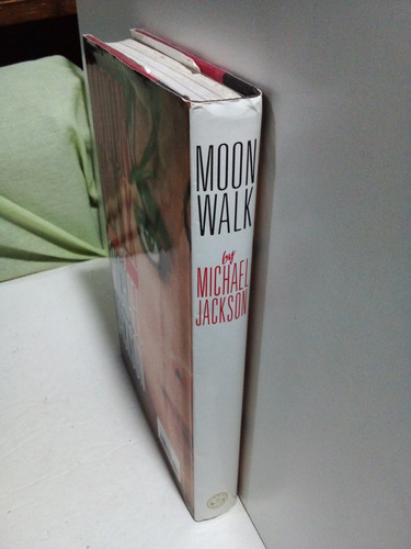 Livro Moonwalk By Michael Jackson - Revised Edition (2009) - Em Inglês (Usado)