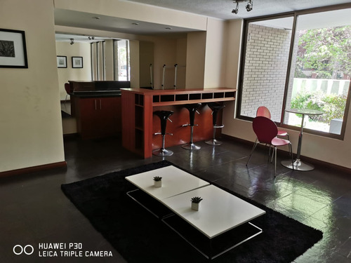 Luminoso Departamento, En La Mejor Ubicacion De El Golf