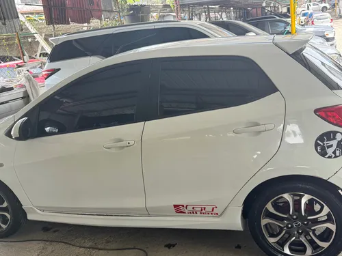 Mazda 2 1.5 15hm1c