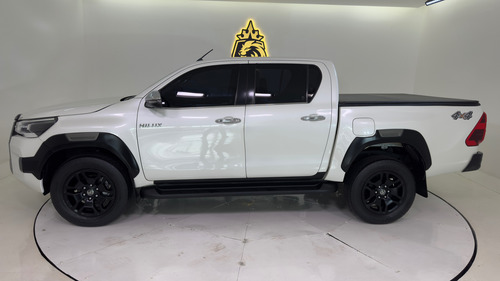 Toyota Hilux 2.8 Tdi Srx Cab. Dupla 4x4 Aut. 4p