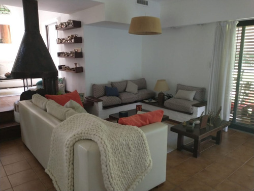 Imagen 7 de 18 de 5 Ambientes Sobre Lote De 1200 M² - Club Campos De Golf Las Praderas De Lujan