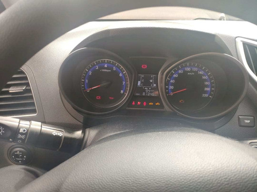 Imagem 10 de 13 de Hyundai Hb20 Comfort Plus 1.6 16v Mt6