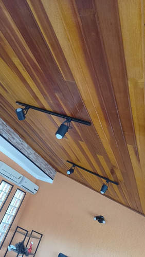 Instalação E Venda De Piso Pronto,forro,painel Ripado,deck.