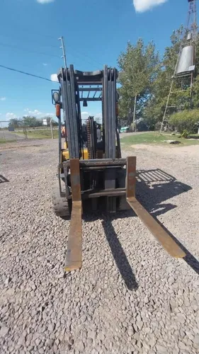 Autoelevador Cat Dp30nm 3000kg Diesel Torre Triple C/desp