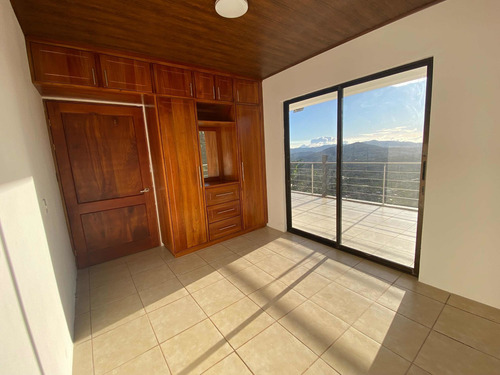 Imagen 22 de 23 de Casa Naranjo For Sale