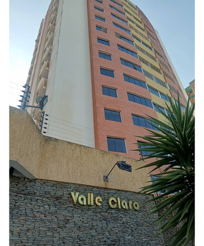 Alquiler De  Apartamento Mañongo Resd Valle Claro 37-17