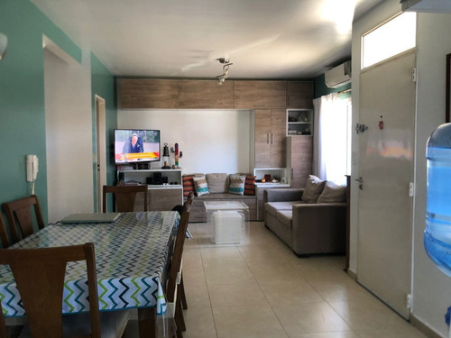 Imagen 3 de 10 de Duplex 3 Amb Ituzaingo Norte. - Permuta