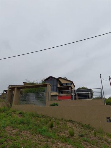 Casa En Venta Propiedad Exclusiva En Estancia Vieja A 900 Mts. De La Ruta 38 1 Ambientes