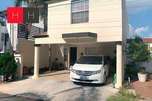 Imagen 1 de 12 de Casa En Venta Valle Del Mirador Al Sur De Monterrey
